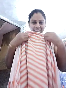 JENNIFERtamil online show from 02-09-26, 08:12