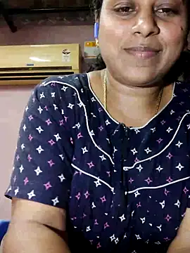 JENNIFERtamil online show from 05-19-26, 07:37