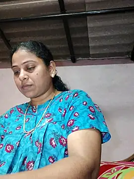 JENNIFERtamil online show from 04-12-26, 07:44