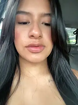 andrea gomes  online show from 12-21-25, 01:24