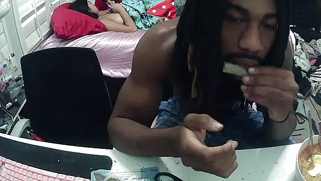 Snapshot of Cum4Cchyna chatting on 10-31-25, 09:22 Cum4Cchyna online show from 10-31-25, 09:22