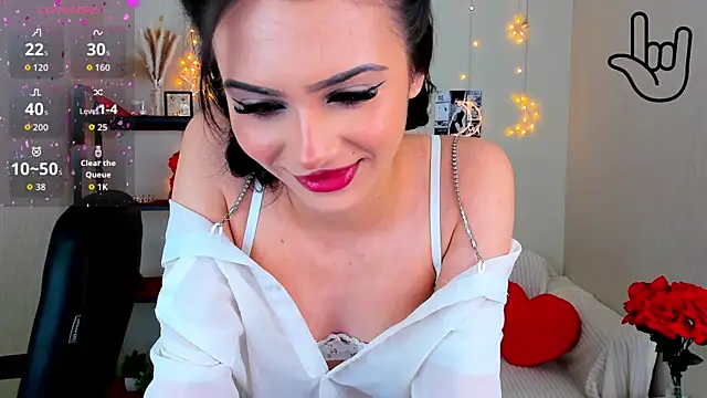 Kitti   online show from 06-08-26, 01:28