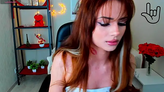 Kitti   online show from 07-13-26, 01:49