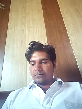 Snapshot of johnny8731 chatting on 03-04-26, 04:20 johnny8731 online show from 03-04-26, 04:20