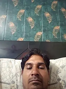 johnny8731 online show from 05-09-26, 06:11