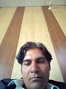 Snapshot of johnny8731 chatting on 11-09-25, 06:39 johnny8731 online show from 11-09-25, 06:39