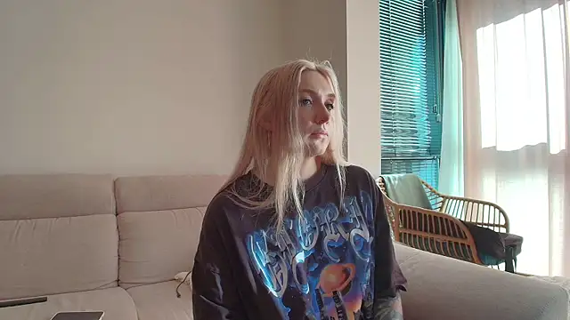 tattoobbgirl online show from 05-26-26, 04:27