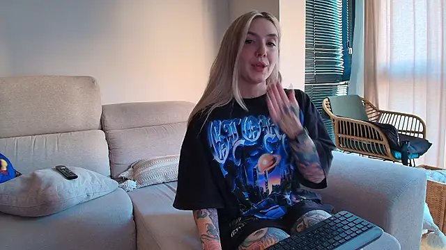 tattoobbgirl online show from 03-07-26, 05:07