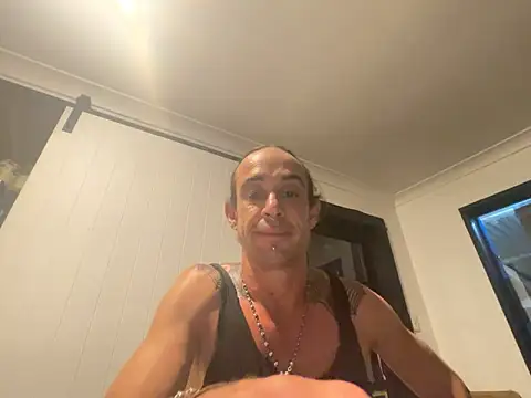 mastertittiefkr online show from 10-08-25, 10:06