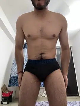 Guccilonda17 online show from 04-05-26, 06:14