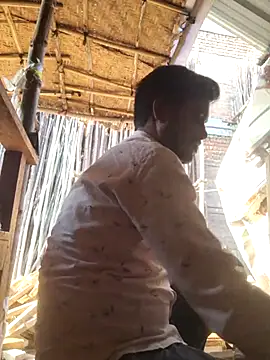 hot integer online show from 02-11-26, 11:32