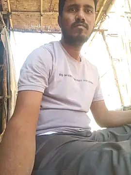 hot integer online show from 02-19-26, 05:48