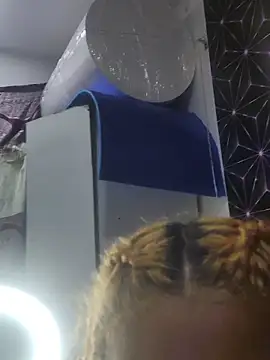 Megann 9 online show from 02-18-26, 11:17