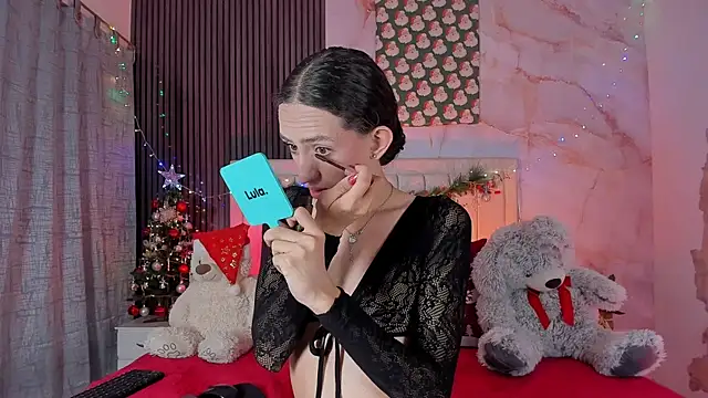 peachandtyron  online show from 12-22-25, 04:45