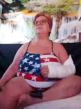 Snapshot of QueenPammy1 chatting on 03-14-25, 12:51 QueenPammy1 online show from 03-14-25, 12:51