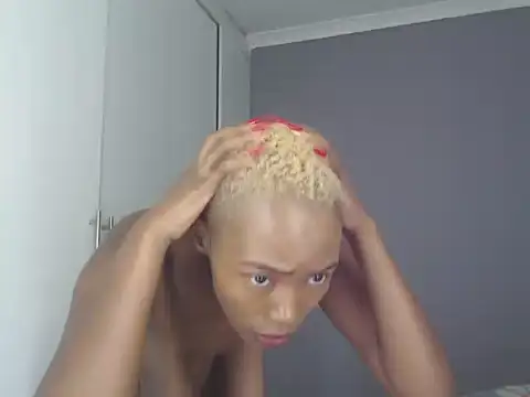 Snapshot of PREGGYGODESS chatting on 02-25-26, 04:56 PREGGYGODESS online show from 02-25-26, 04:56