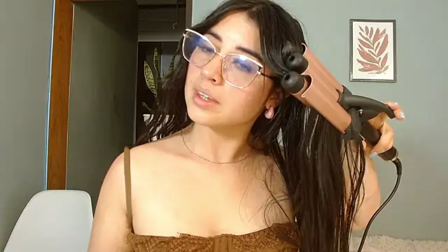 Parker Lee online show from 05-12-26, 01:02