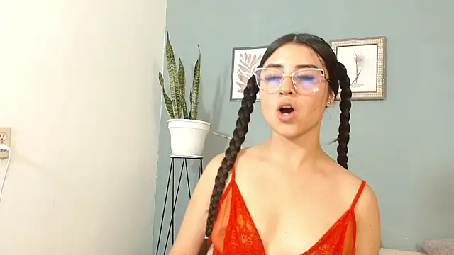 Snapshot of Parker_Lee chatting on 06-20-26, 12:48 Parker Lee online show from 06-20-26, 12:48