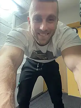 trainwithme online show from 11-29-25, 02:39