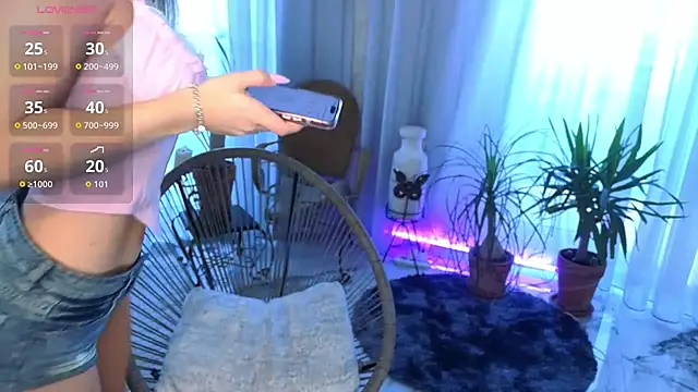 lili hotly online show from 11-02-25, 06:07