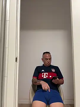 mateocali25 online show from 05-18-26, 11:37