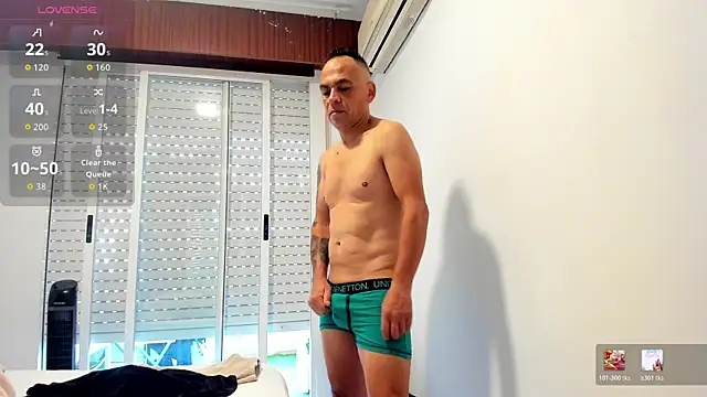 mateocali25 online show from 06-02-26, 03:23
