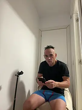 mateocali25 online show from 07-13-26, 03:11
