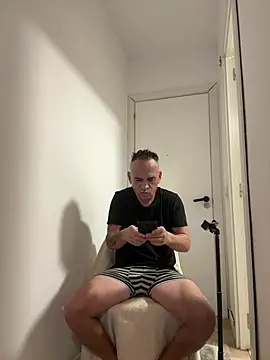 mateocali25 online show from 07-14-26, 02:23
