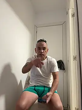 mateocali25 online show from 07-07-26, 12:52