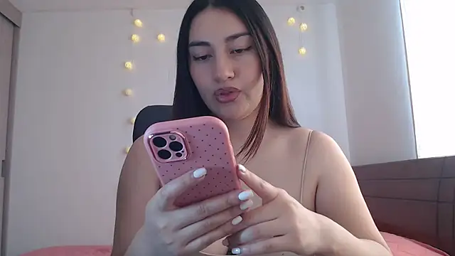 nalafoster online show from 03-25-26, 03:11