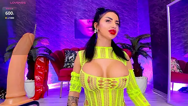 IzabelaTessa online show from 03-16-26, 08:44