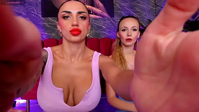 IzabelaTessa online show from 07-14-26, 07:09