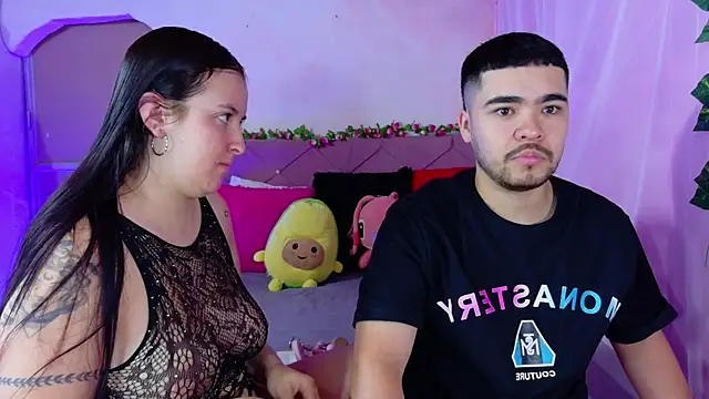  mia and mike  online show from 10-04-25, 12:50