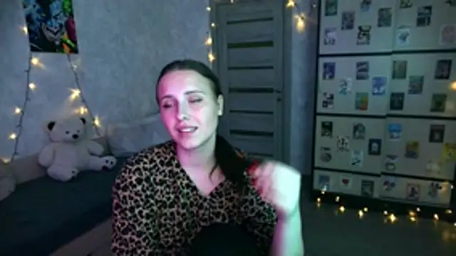 BarbiePieer online show from 11-23-25, 01:32