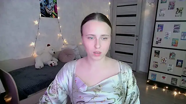 BarbiePieer online show from 11-07-25, 10:53