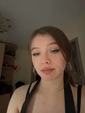 Snapshot of GinnyBlacky chatting on 11-22-25, 09:24 GinnyBlacky online show from 11-22-25, 09:24