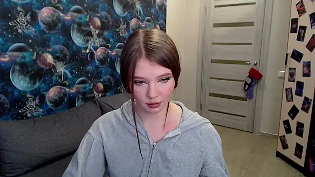 Snapshot of GinnyBlacky chatting on 12-15-25, 06:25 GinnyBlacky online show from 12-15-25, 06:25