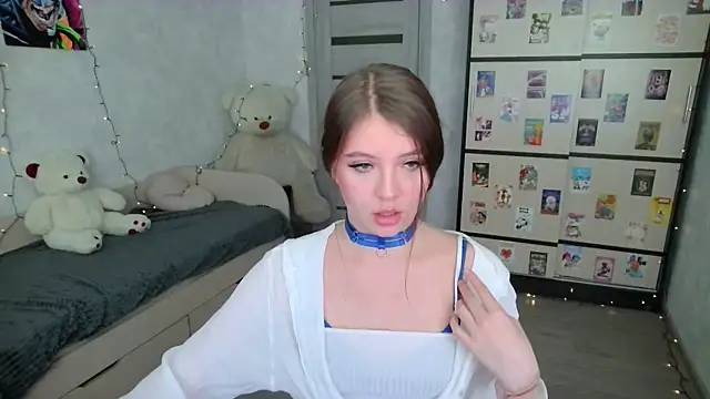 Snapshot of GinnyBlacky chatting on 09-27-25, 05:41 GinnyBlacky online show from 09-27-25, 05:41