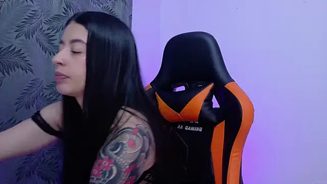 Misscarolsph online show from 06-03-26, 07:51