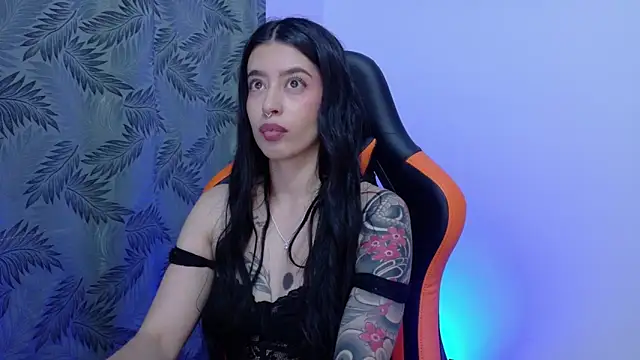 Misscarolsph online show from 05-23-26, 06:40