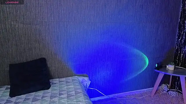 Thalia anderson online show from 04-15-26, 12:05