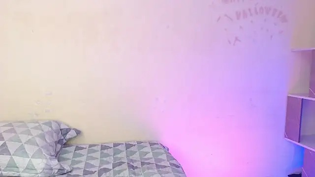 Thalia anderson online show from 11-20-25, 02:34