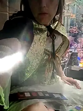 Snapshot of CumulusKitten chatting on 10-27-25, 09:54 CumulusKitten online show from 10-27-25, 09:54