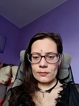 Snapshot of MilanaPure chatting on 10-13-25, 10:28 MilanaPure online show from 10-13-25, 10:28