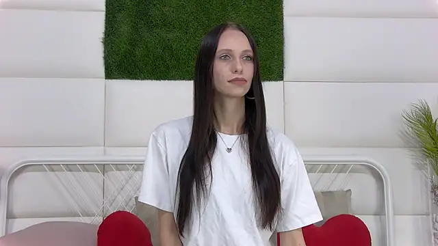 TaraHarris online show from 10-19-25, 08:28