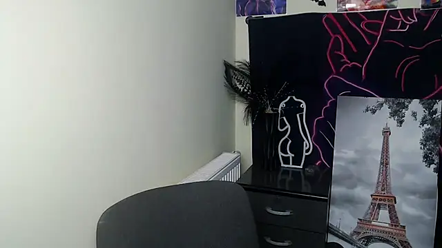 VanessaRey  online show from 09-27-25, 06:19