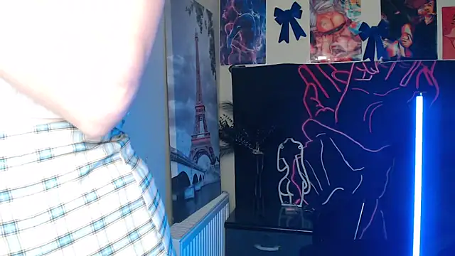 VanessaRey  online show from 04-10-26, 02:57