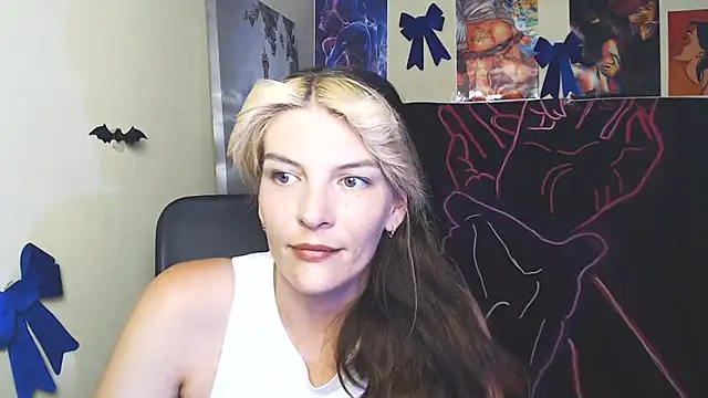 Snapshot of VanessaRey_ chatting on 07-02-26, 06:30 VanessaRey online show from 07-02-26, 06:30