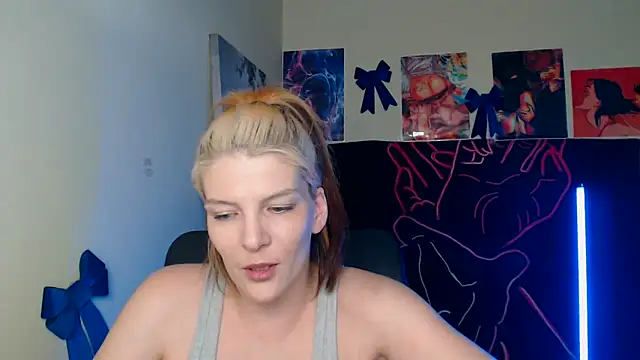 VanessaRey  online show from 04-15-26, 05:02