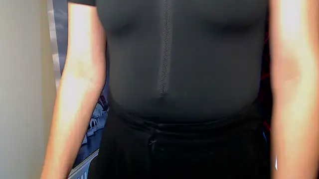 VanessaRey  online show from 10-18-25, 05:48